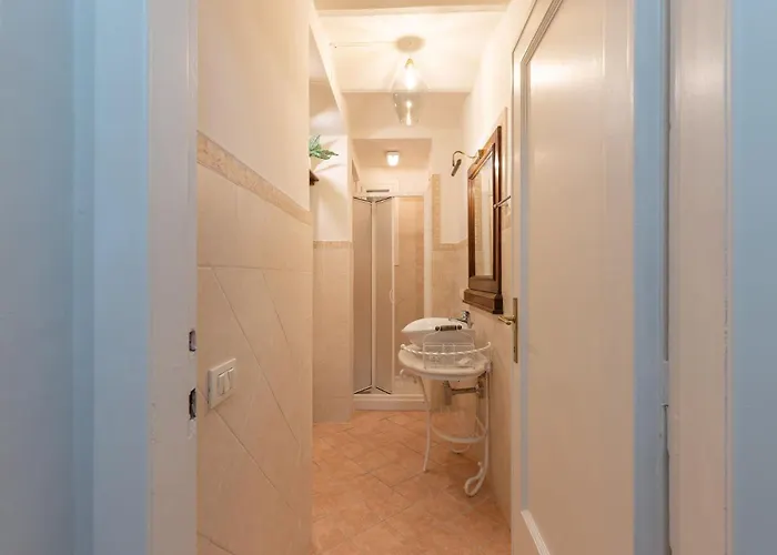 Apartament San Ambrogio Courtyard In