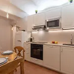 Appartement San Ambrogio Courtyard In Florence
